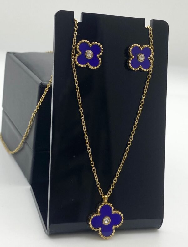 Cadena y aretes de acero - Image 12