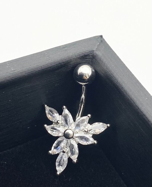Piercing para ombligo de acero - Image 6