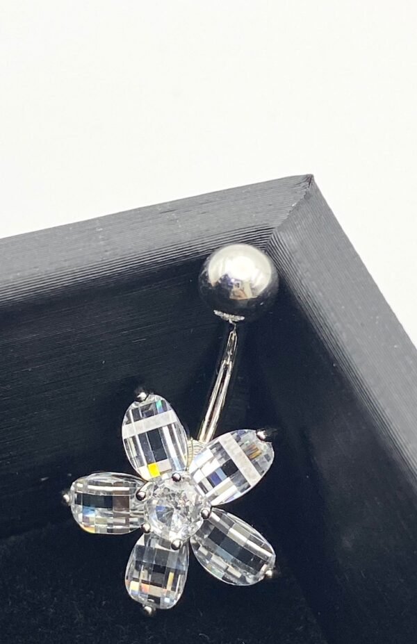 Piercing para ombligo de acero - Image 7