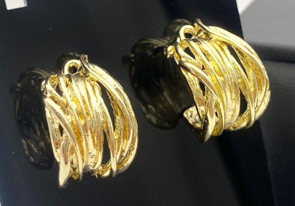 Aretes de acero - Image 17